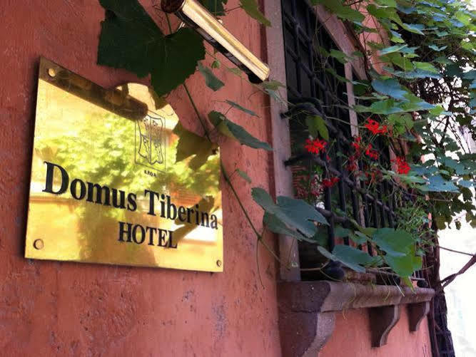 Hotel Domus Tiberina Rome Luaran gambar